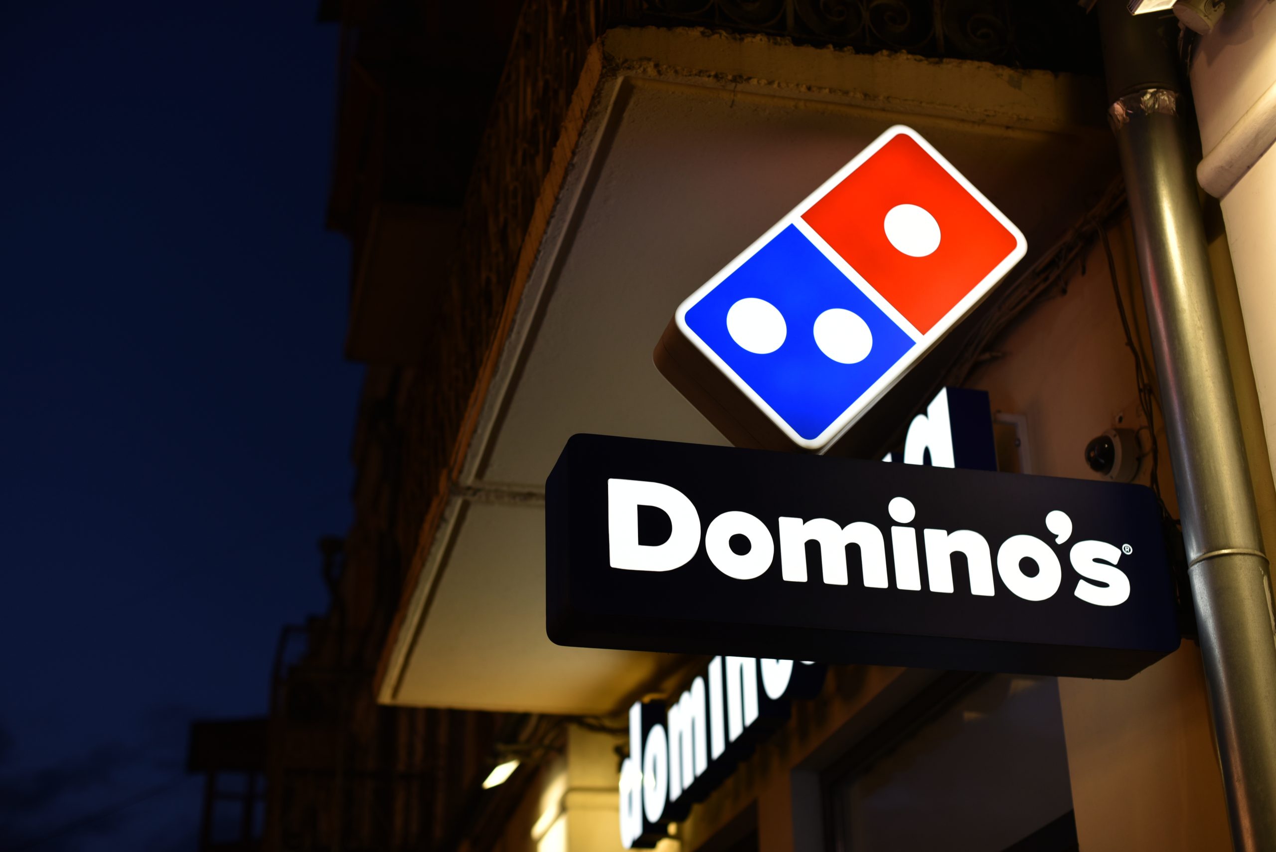 dominos