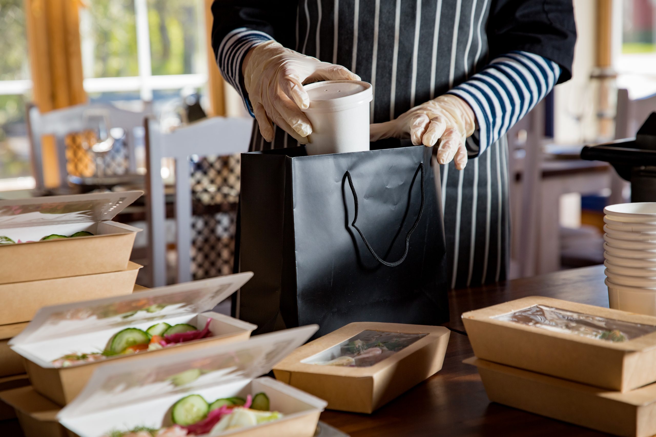 Packing food